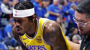 HORRIFIC SCENE! Lakers' Jarred Vanderbilt Suffers GRUESOME Finger Injury vs Thunder - This Is HARD to Watch!